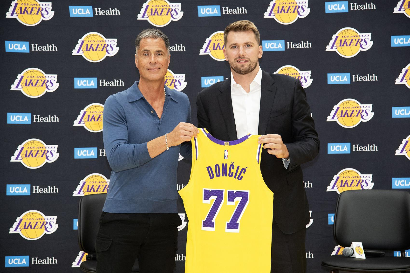 东契奇谈巴斯佩林卡探班：对我意义重大 这份心意我非常珍惜